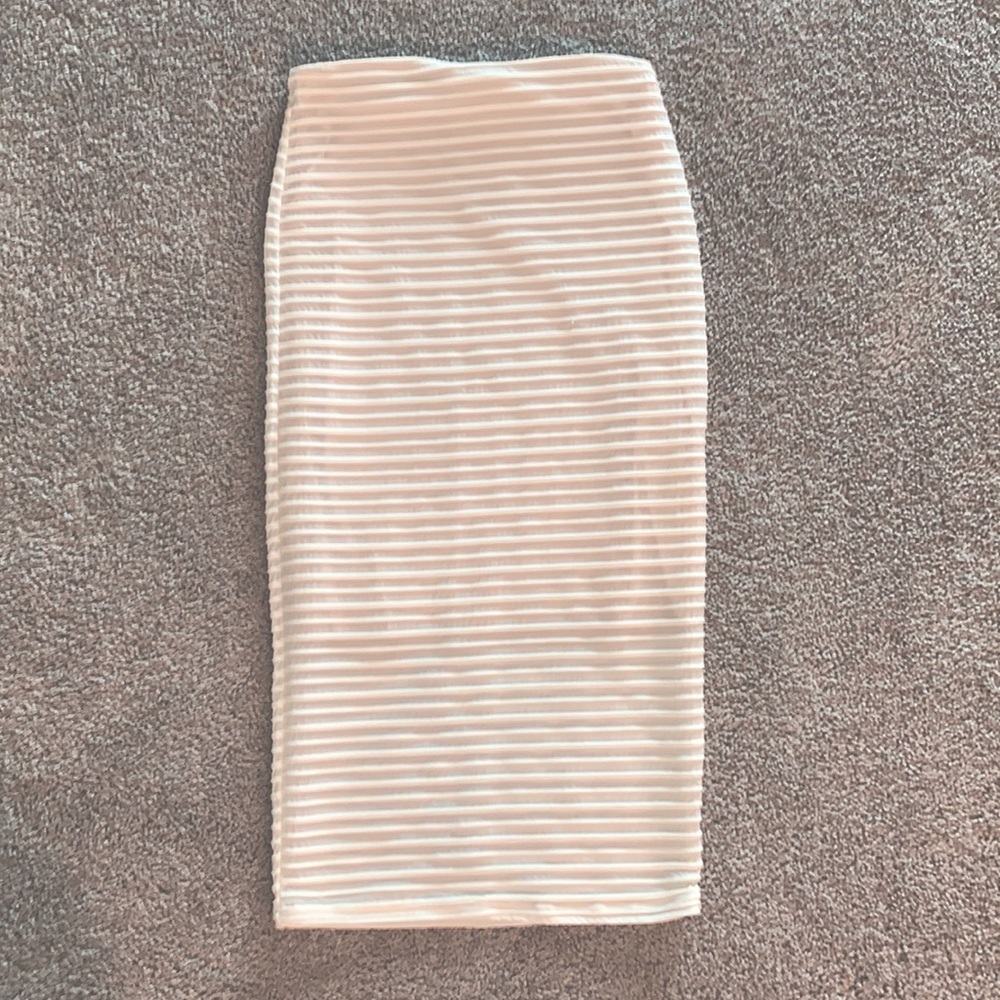 Cream ribbed pencil skirt